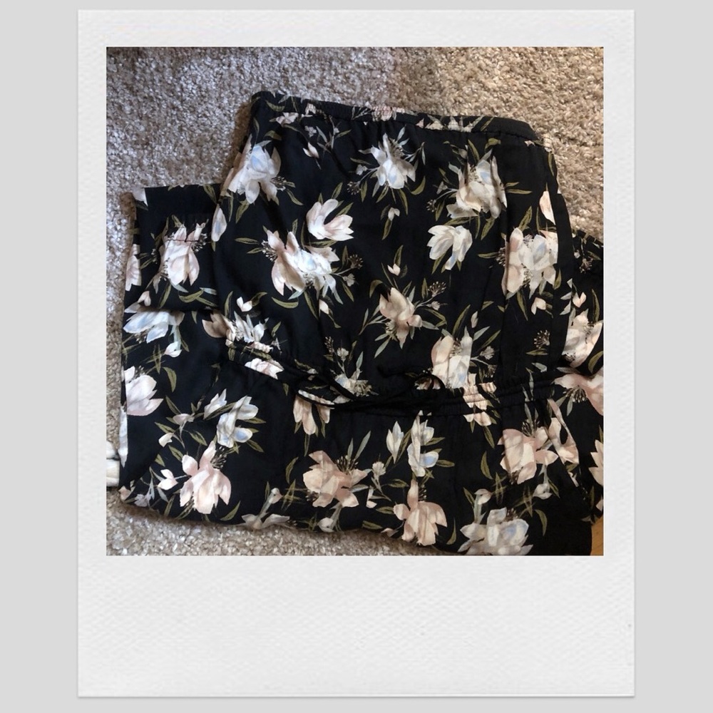 Talula Floral-Print Jumpsuit🌸